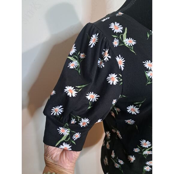 Maurices One Shoulder Black Floral Puff Sleeve Top Size Md. Short Sleeve Stretch - Picture 3 of 8